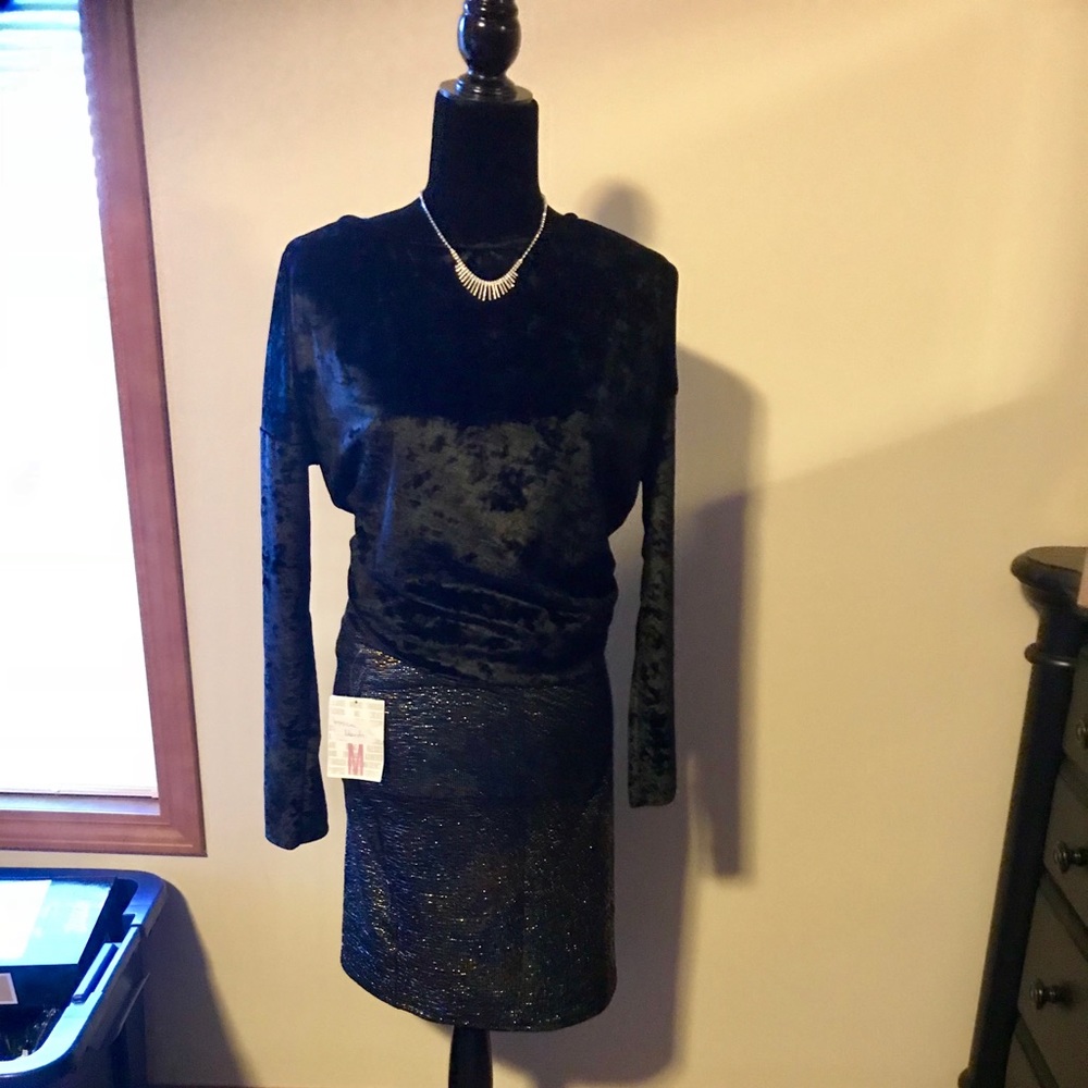 Amelia James velvet black top& Lularoe skirt,